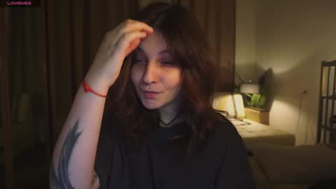 Mary  . online show from December 7, 11:23 pm