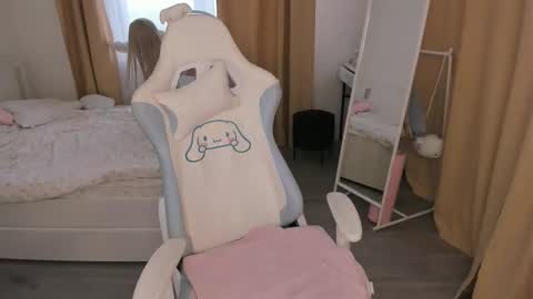  Mila  online show from February 9, 12:07 pm