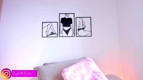 Ellie online show from February 2, 8:19 pm