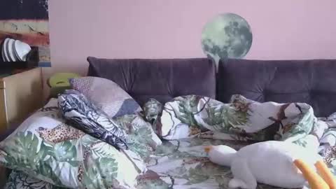 Oltereodora-lima online show from February 17, 6:56 am