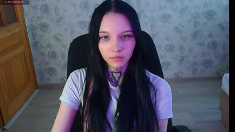 mefwhOre online show from March 10, 10:18 am