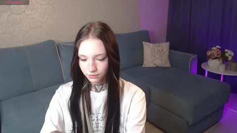 mefwhOre online show from December 22, 3:37 pm