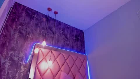 M E G A N online show from January 4, 7:02 pm