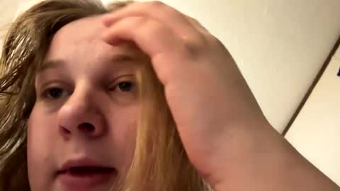 Blondie online show from February 16, 4:42 am