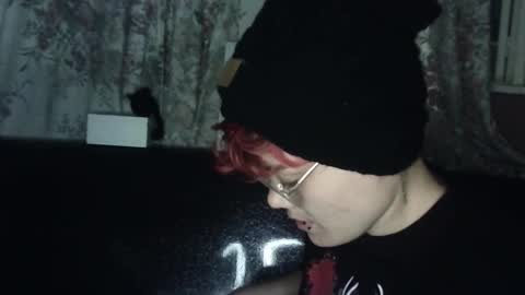 Megan and sophi online show from December 29, 9:17 am