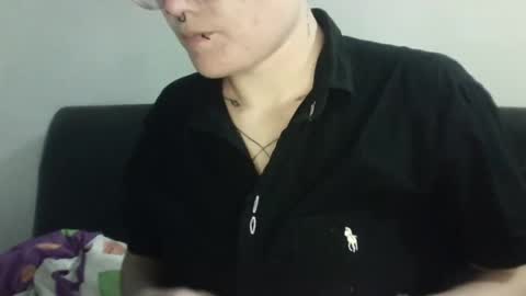 Megan and sophi online show from February 15, 7:06 am