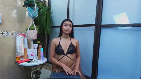 Carolina Paez online show from February 6, 6:46 pm