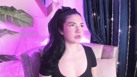     online show from March 12, 1:25 pm