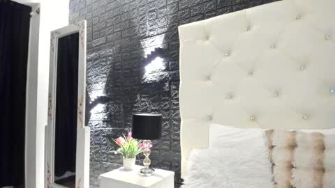     online show from February 17, 11:34 am