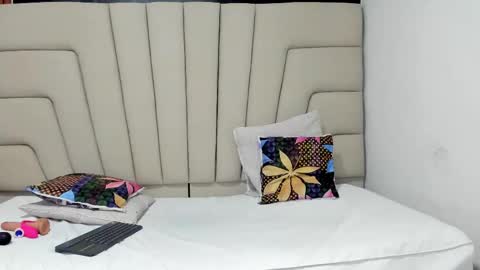 Megan online show from February 15, 3:06 pm