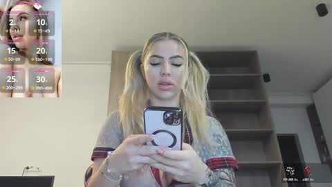 Megan online show from February 19, 9:06 am