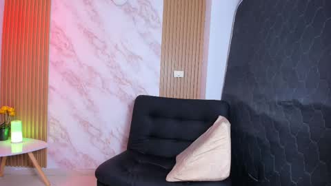 Megan online show from March 6, 11:25 am