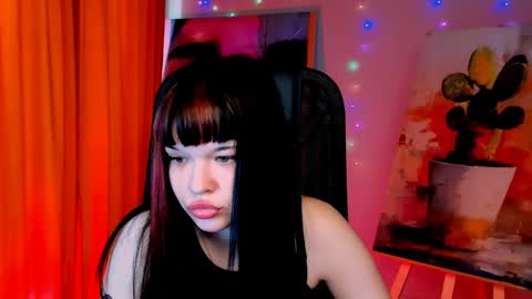 meganblosom online show from April 4, 6:23 am