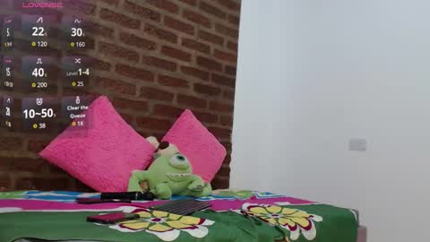 ---Megan--- online show from January 5, 9:51 pm