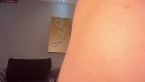 Megan Cross online show from December 5, 4:12 am