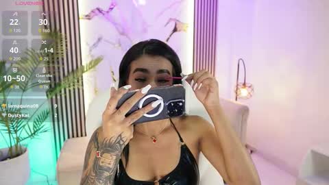 Megan Lowell online show from December 19, 7:06 pm