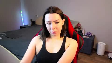 meganluss online show from February 20, 4:44 am