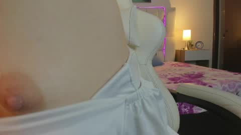 Megan Queen online show from June 4, 11:58 am