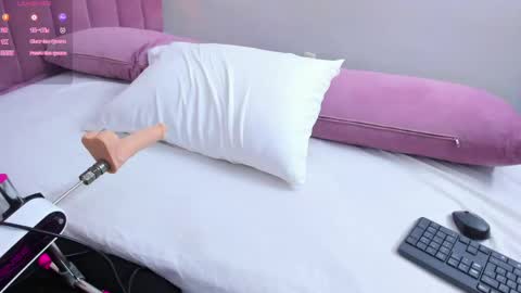 Megan  online show from April 14, 7:47 pm