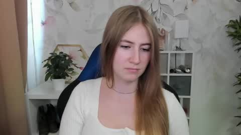 Megan online show from September 29, 12:32 pm