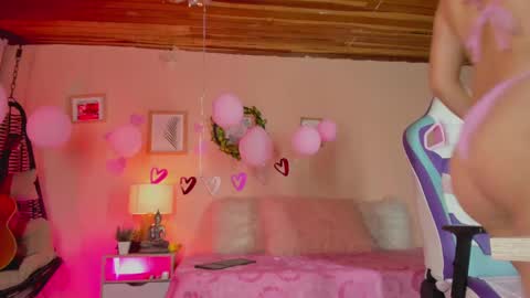 Meggan online show from February 21, 10:04 pm