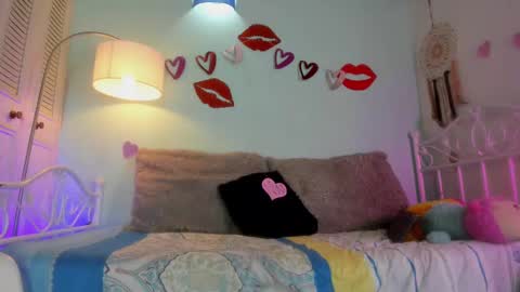 Meggan online show from February 13, 10:54 pm