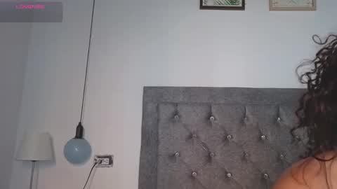 Meghan  online show from December 18, 9:30 pm