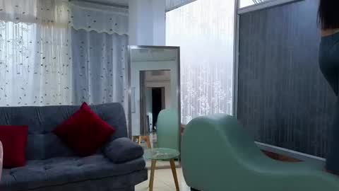 Mei online show from February 17, 7:55 pm