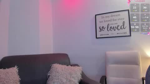 melan_owen online show from October 19, 8:33 pm