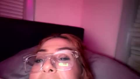 melani_babi online show from August 2, 6:49 am