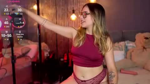 Melanie Baez online show from July 12, 3:40 am