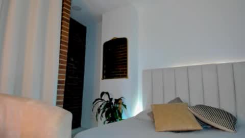 melanie_diaz online show from February 5, 12:57 am