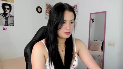 mel  online show from December 2, 1:57 pm