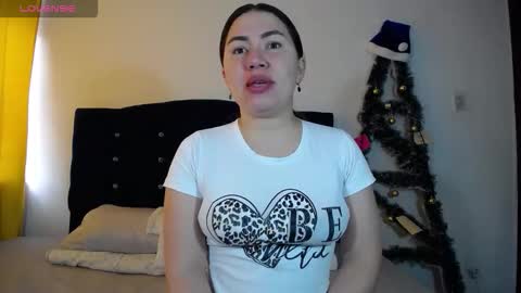 Melanie Parker online show from December 16, 1:50 pm