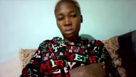 melaninndriping online show from November 9, 10:44 am