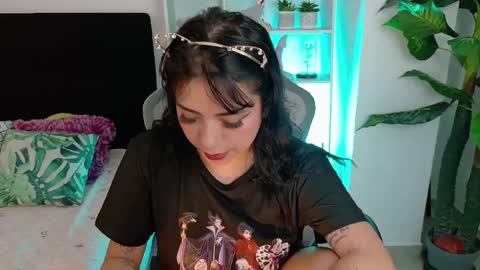 Melany online show from April 6, 11:50 pm