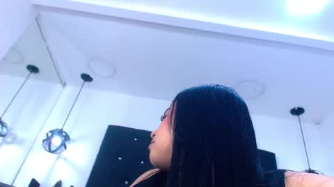 meli_blad online show from February 12, 7:56 pm