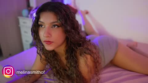 MelinaSmith  online show from December 20, 9:39 pm