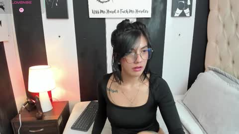 melisa_ss5 online show from October 9, 2:43 pm