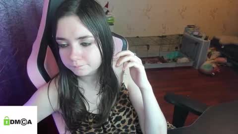 melisanilson online show from December 19, 8:50 am