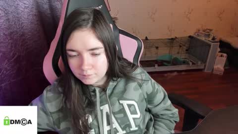 melisanilson online show from October 21, 3:49 pm