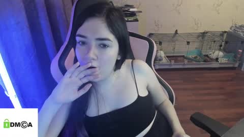 melisanilson online show from March 5, 11:27 pm