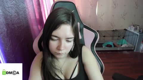 melisanilson online show from October 17, 5:54 am