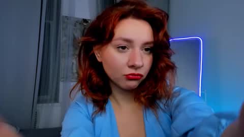 Melissa online show from November 19, 10:54 pm