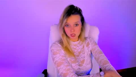 Melissa online show from October 6, 12:33 pm