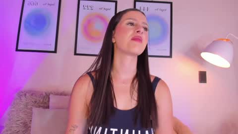 melissaalvarez_ online show from April 7, 11:23 am