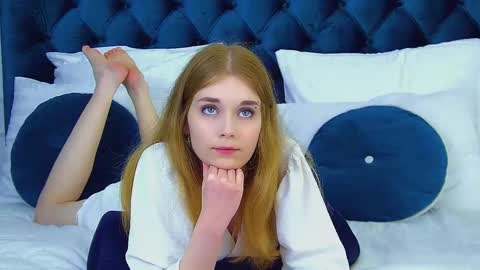 Melisa online show from October 14, 5:26 pm