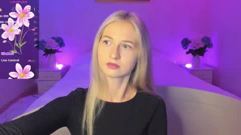 Mellina online show from October 6, 7:07 pm