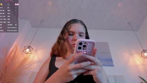   online show from April 9, 11:48 am