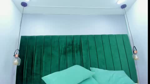 melody_kener online show from March 27, 3:08 am